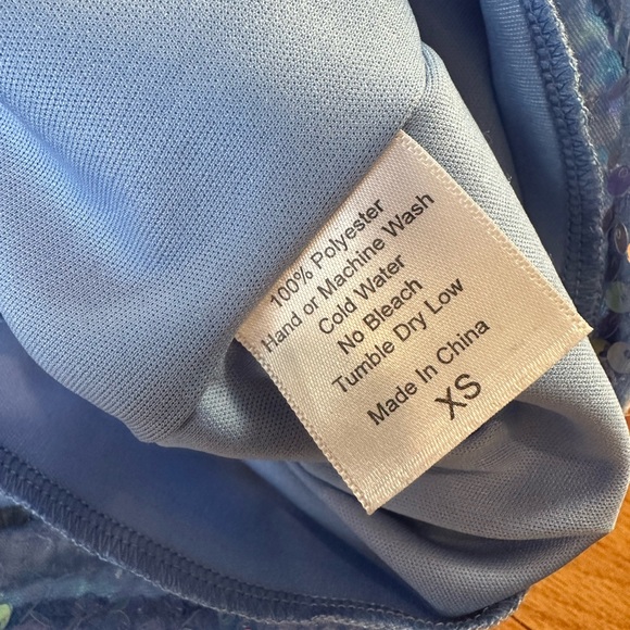 Lucy in the Sky XS bodycon spaghetti strap baby blue sequin mini dress - Picture 4 of 7